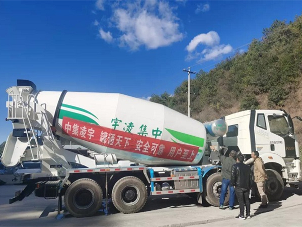 “罐”軍品質 載譽前行 | 凌宇國六法規版攪拌車巡展西南，掀起冬日風潮